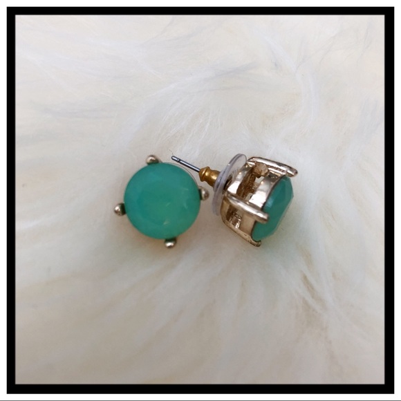 Express Jewelry - [express] Jade Oversized Stud Earrings